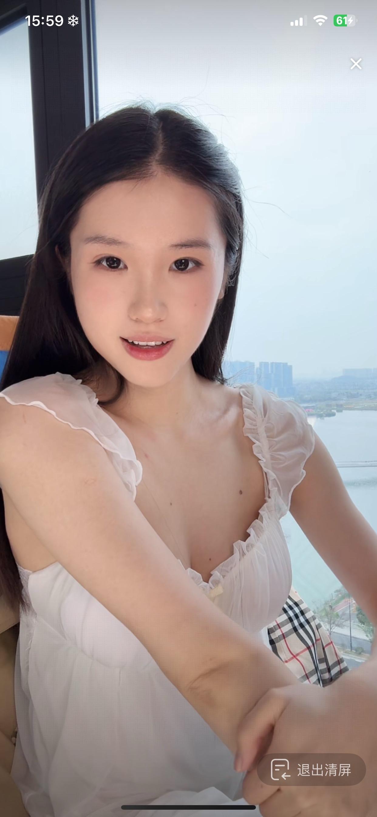 生活普普通通 但也乐在其中