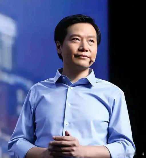 雷军称小米汽车业务预计下半年盈利6月3日，小米创始人雷军在小米投资者大会上披露，