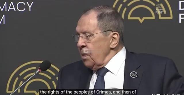 俄罗斯外长拉夫罗夫今天说：“当年在需要承认科索沃独立时，西方搬出了民族自决原则—