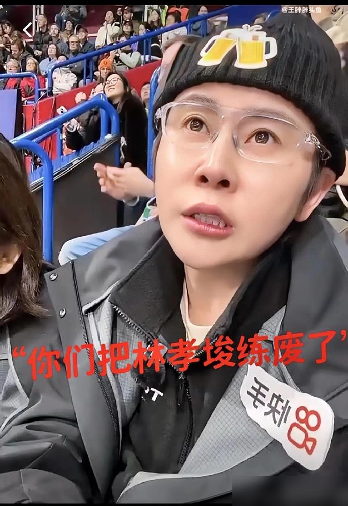 米兰冬奥0金收场，我突然想起了王濛当年的52针。
那不是赛场上的伤。2011年