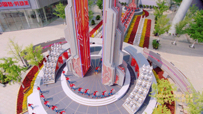 #央视五一晚会开场# 央视又来带我见世面了！新视角、新技术、新场景，这也是我能看