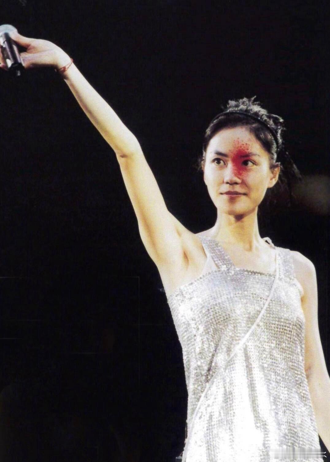 生活手记王菲就是华语乐坛的标准答案王菲