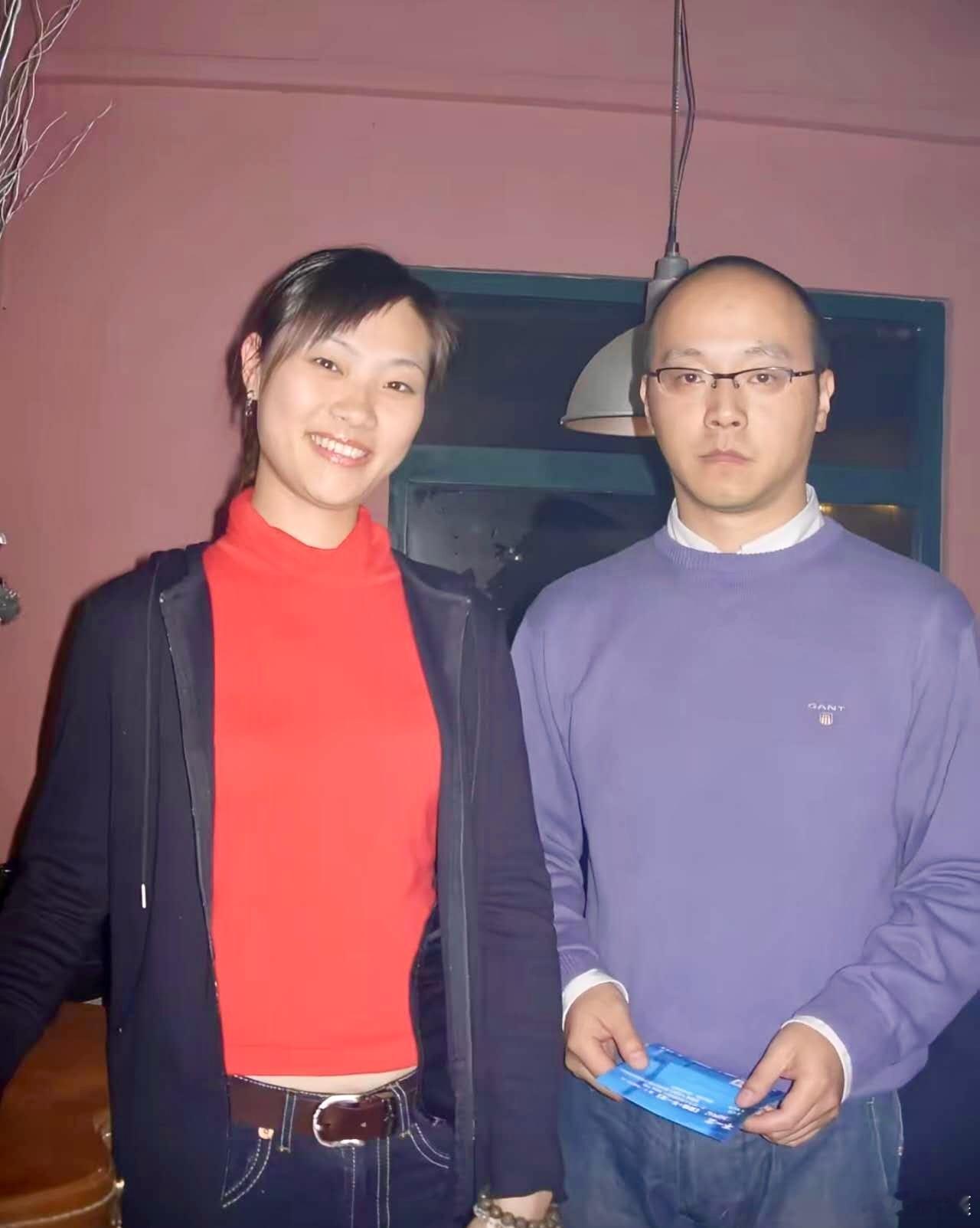 “与窦仙儿合照”，男粉丝、女粉丝！ 