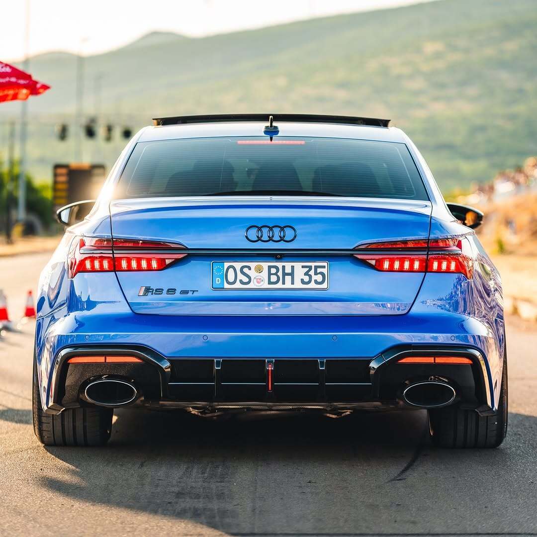 大v聊车 三厢版Rs6GT ​​​