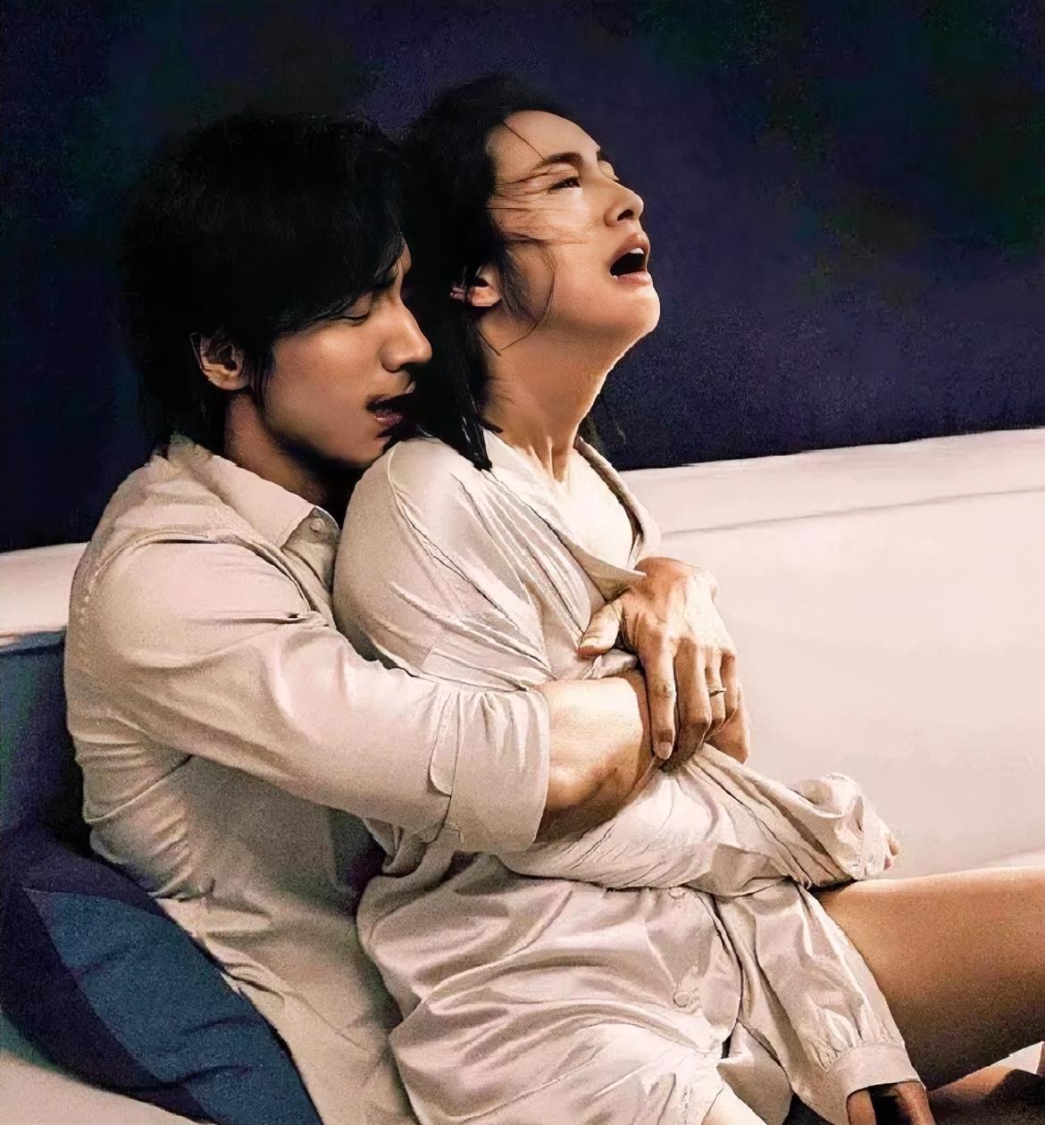 女性在婚姻里位置一旦失衡，整个家庭系统就会出问题。

你以为遭遇背叛，老公不回家