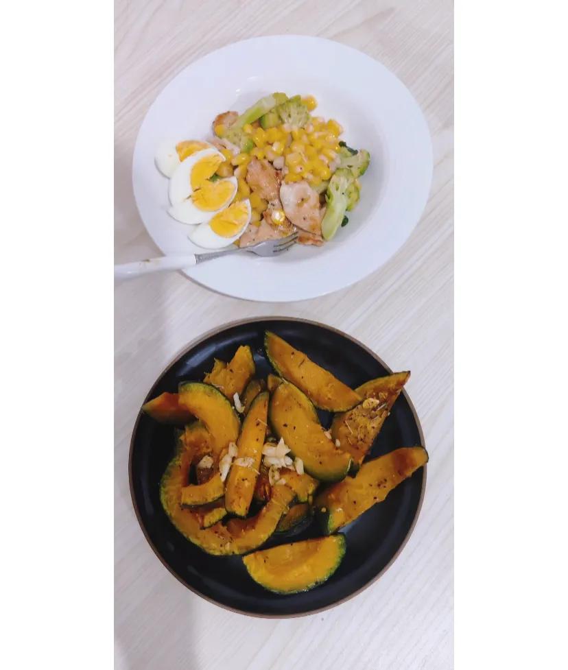 一周没见，晚上做了烤南瓜，蔬菜沙拉，孩子们很喜欢，吃完老大主动承担家务，非要洗，