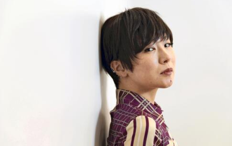日本新设中学校歌引热议 椎名林檎作词作曲近日，日本埼玉县新成立的一所高新科技高中