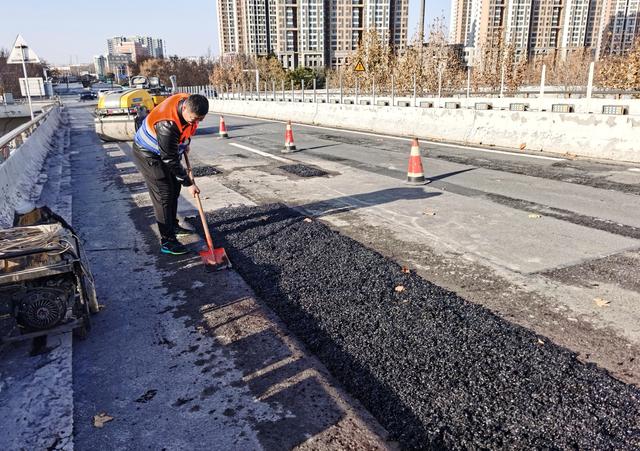 我们的城市叫郑州｜新春佳节郑州城管守护城市不打烊