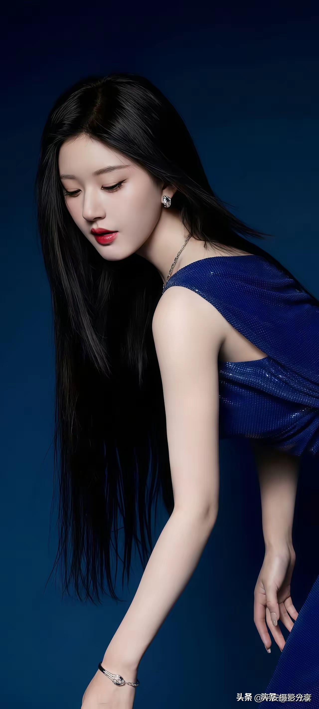 赵露思什么样的穿搭可以让人显得很有气质 你现在的生活和你想过的一样嘛 如何看待A