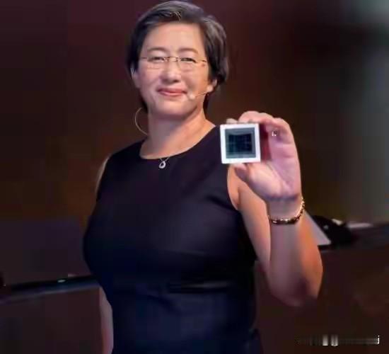 昨天，AMD董事会主席兼CEO苏姿丰，现身上海，出席2026 AMD AI开发者
