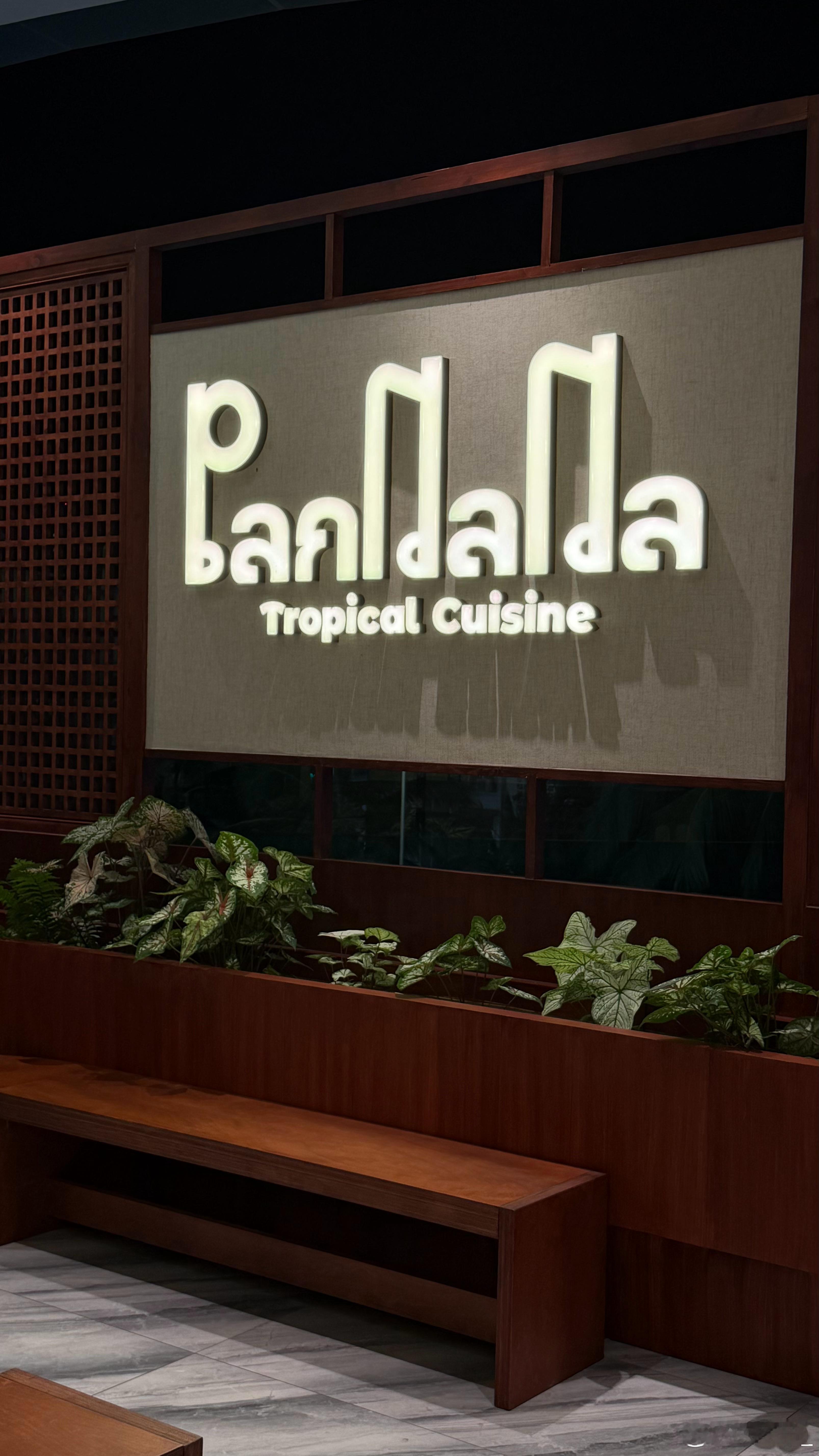 🪵在小红书经常刷到融合料理店，今天终于打卡了 