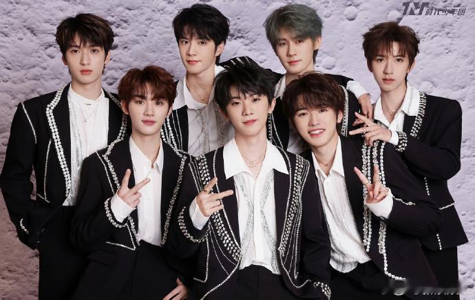 时代峰峻否认丁程鑫单飞官方辟谣时代少年团单飞  近日，因丁程鑫生日直播没有队友连