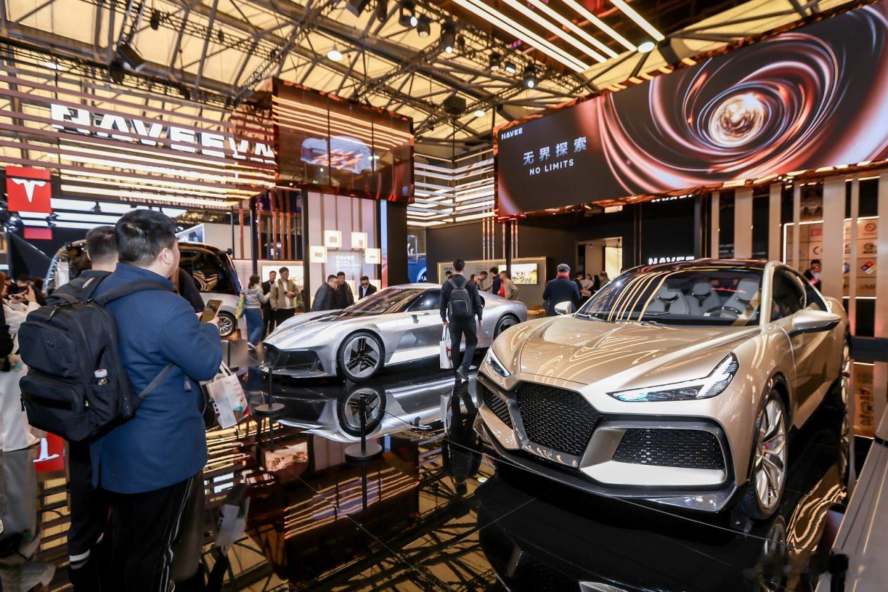 AWE2026上海展上，探路生态直接把“全域出行”玩明白了！展区里人头攒动，大家