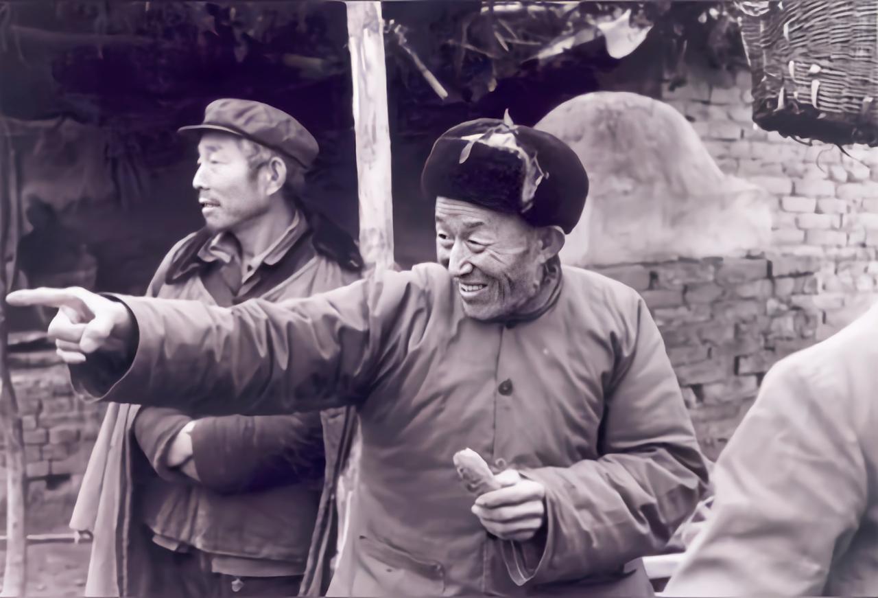 爷爷给人治了三十多年狂犬病，1985年却坚决不治了。他去世的时候是1993年，模