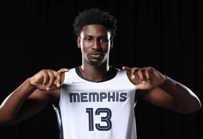 Shams：灰熊将JJJ小贾伦-杰克逊交易至爵士。孟菲斯灰熊队将球队前锋小贾伦-