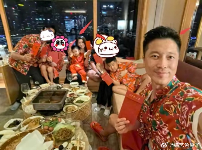 王雷新加坡过年，豪华住所惹争议，过年还不能出境旅游在外过年啊。 ​​​