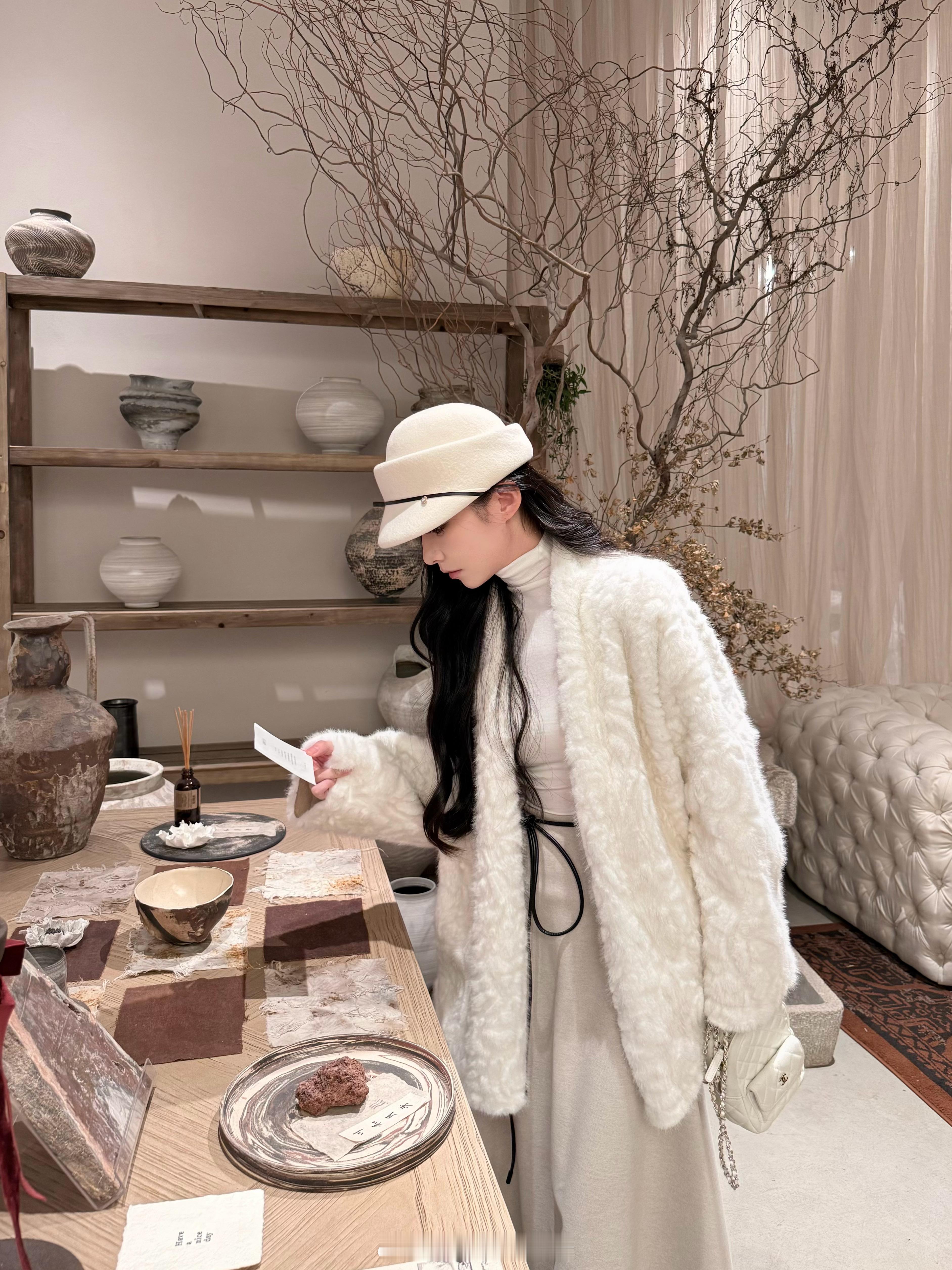 𝑆𝐼𝑀𝑂𝑁𝐴 𝑋𝐼𝑍𝐼 ❄️ 𝟷𝟷/𝟸𝟾 𝟸𝟶: