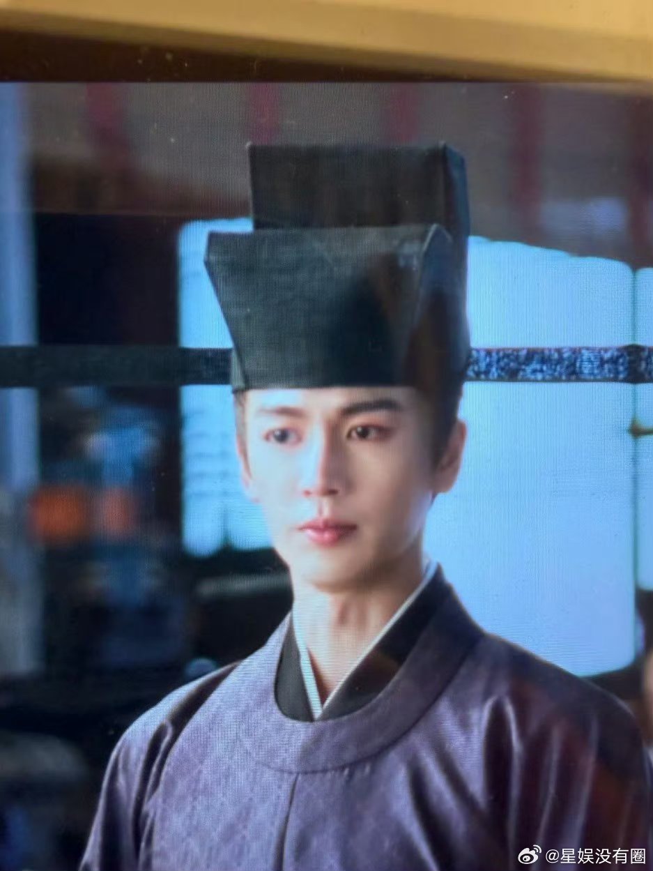 拍到了张凌赫好好笑的一幕差点没认出来诶 