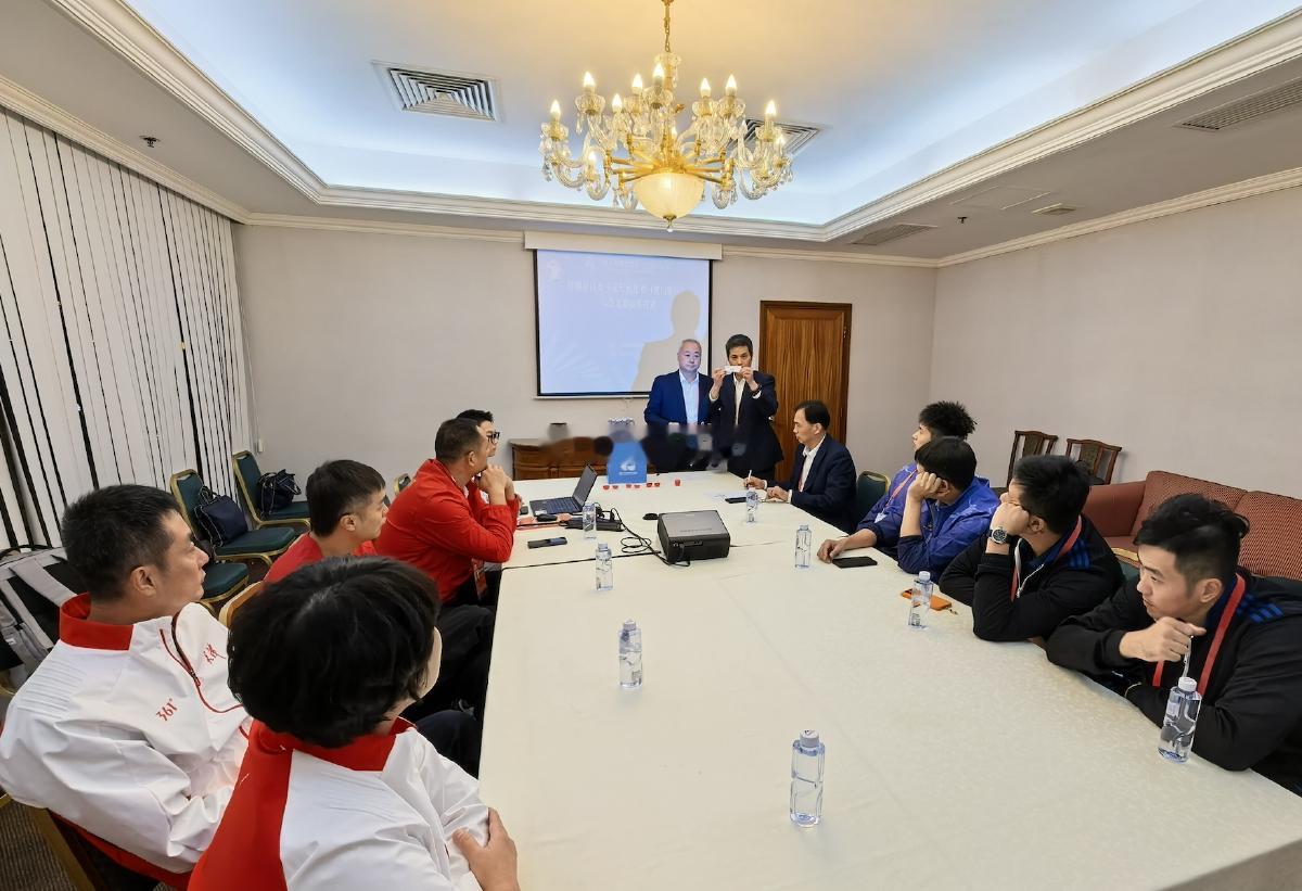 2025年第十五届全运会排球成年组1/4决赛小组第二三名抽签现场