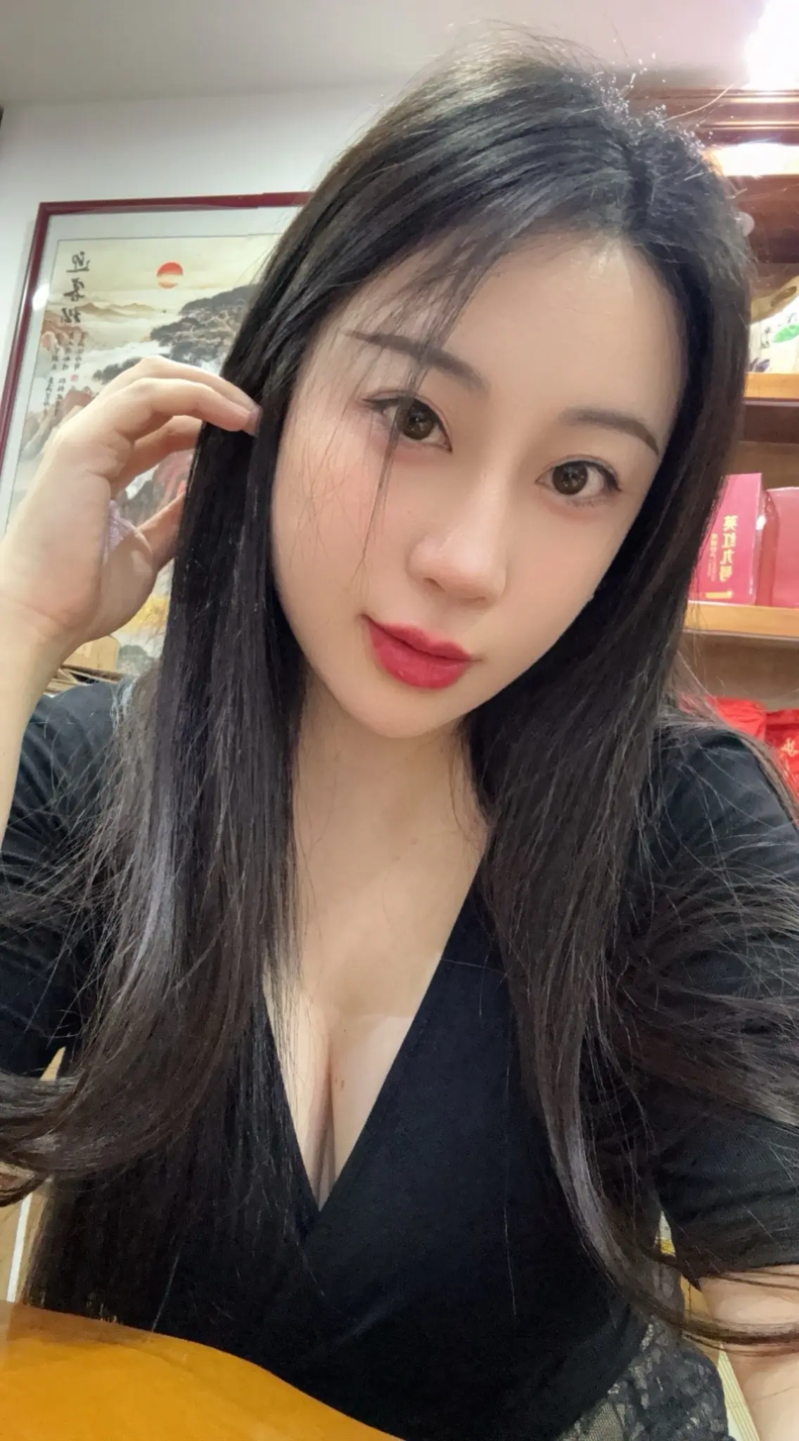 你的姨 茶店老板娘 爱茶爱生活的小姐姐 做个美美的轻熟姐姐 小妈感