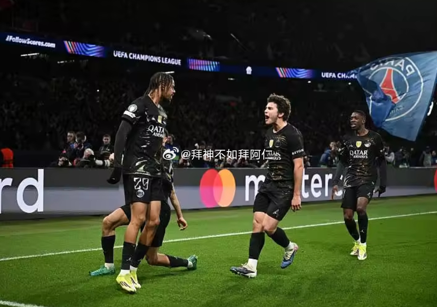 《队报》报道，巴黎圣日耳曼在欧冠1/8决赛首回合比赛中以5-2大胜切尔西，这场胜