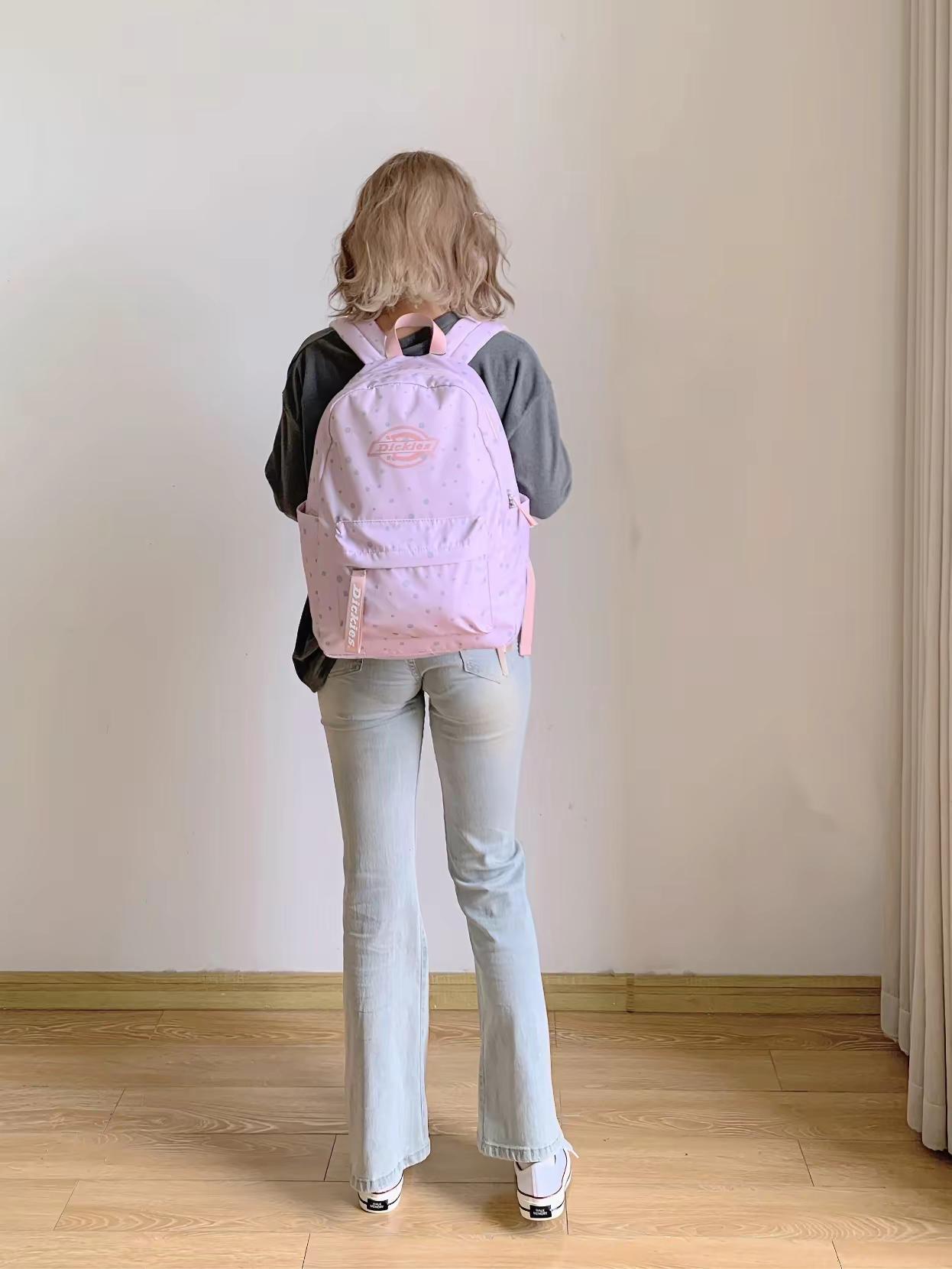 喜欢粉色。甜妹