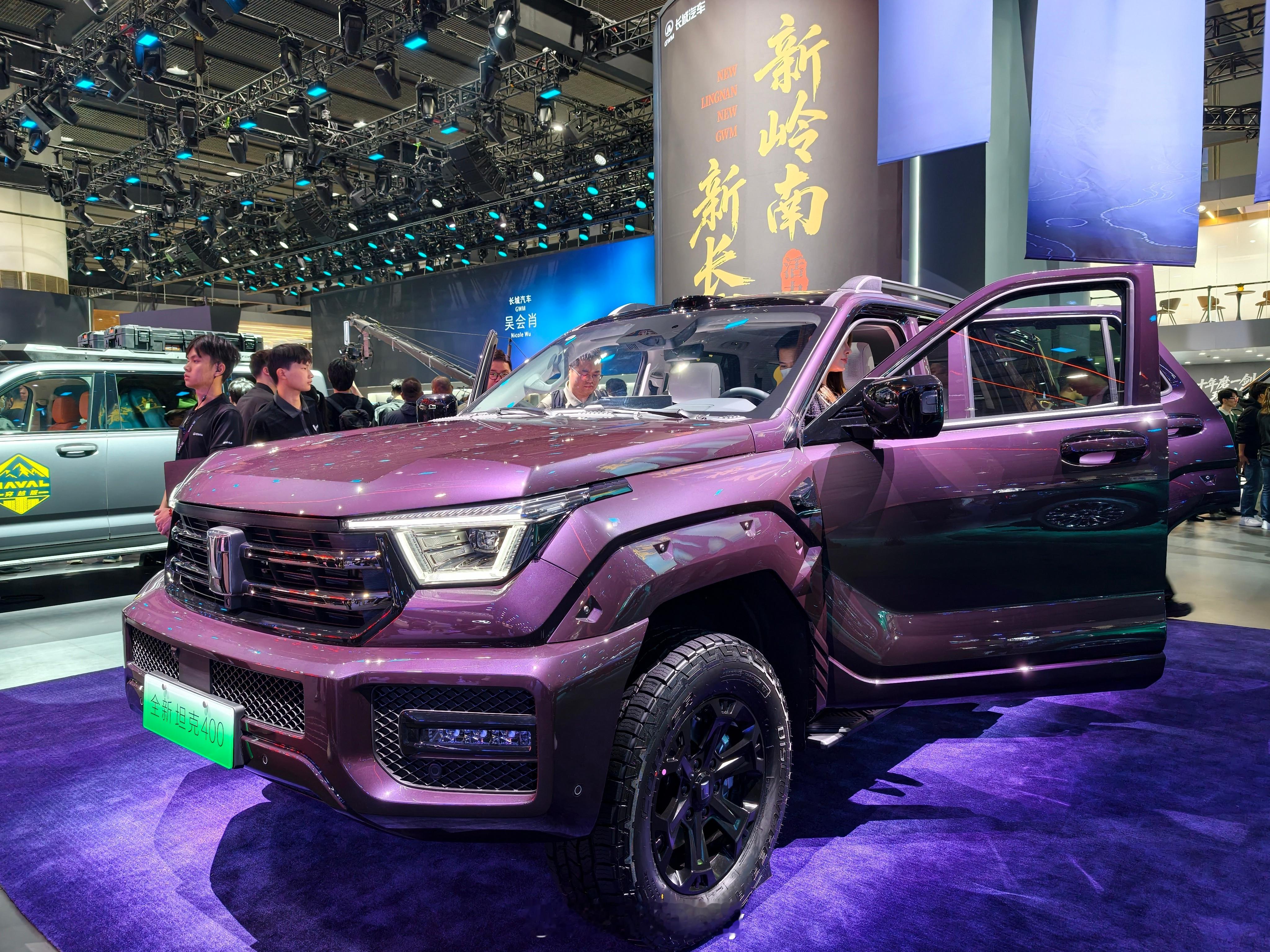 2025广州车展看坦克坦克300极地版登场！场景氛围感拉满，实打实地展现坦克品质