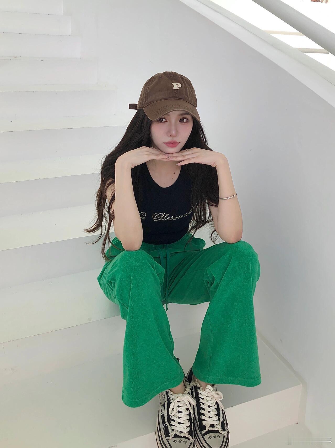 会有人喜欢这个OOTD吗？ 
