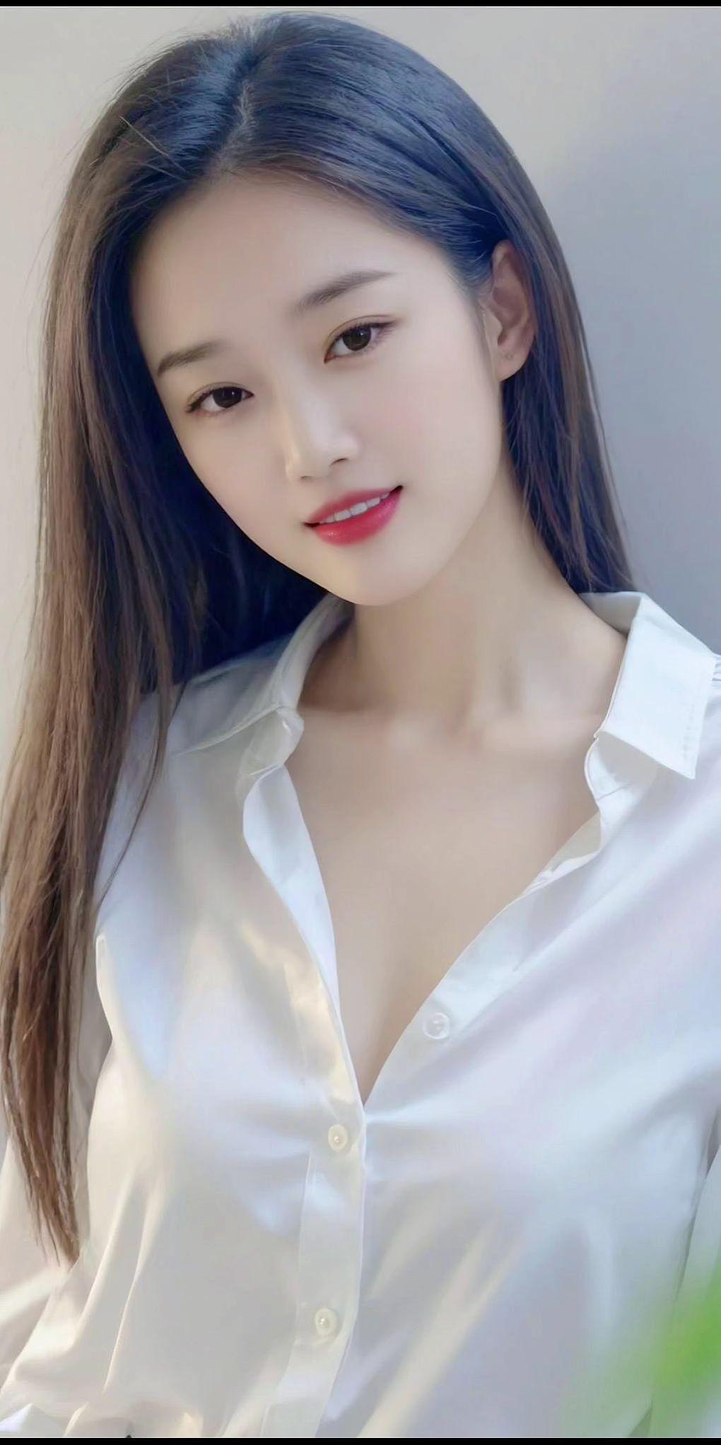 我朝思暮想的那张脸很久没见过了～