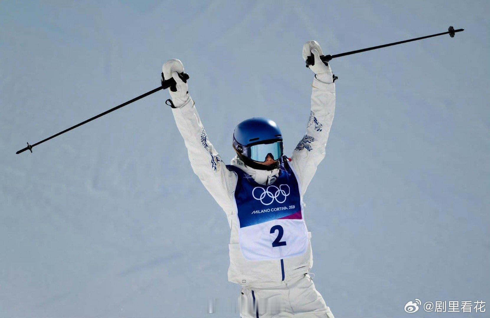 谷爱凌两银一金圆满落幕 1260动作的勇气，决赛逆袭的魄力，她让奖牌有了更重的分