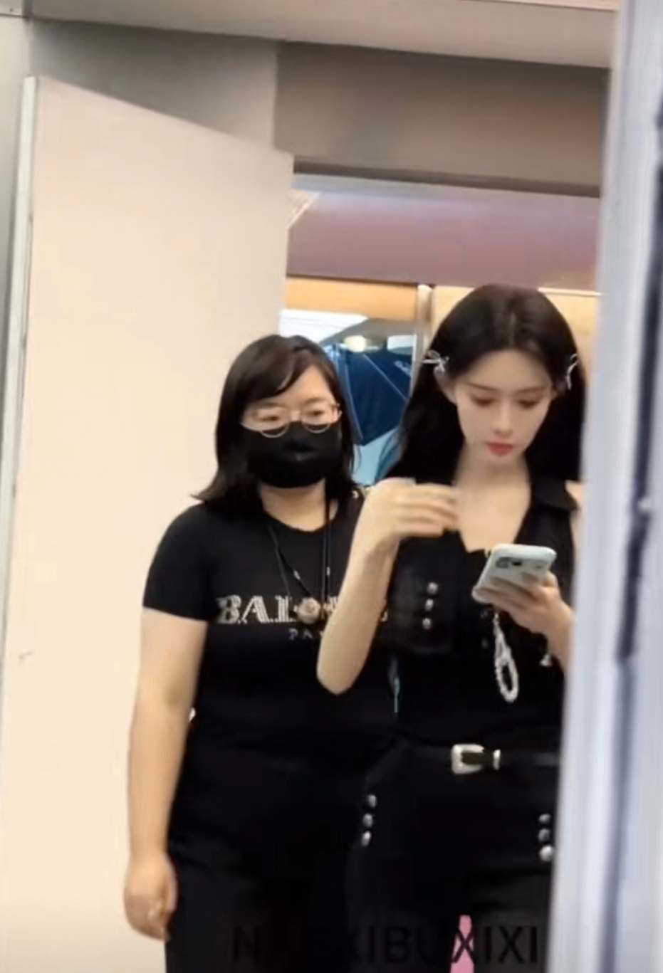 孟子义今日线下活动直拍，又美又飒！！期待孟姐的现偶啦