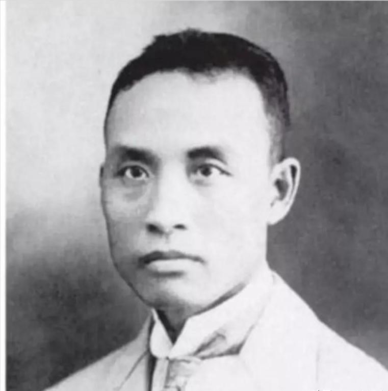 [微风]1951年，彭德怀要在朝鲜枪毙周恩来总理的女婿，总理得知后，急忙给彭德怀