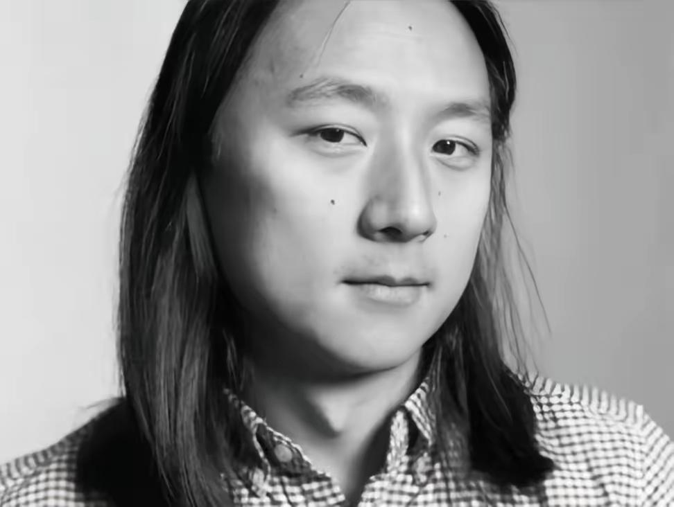 尹希，1983年12月出生，湖南株洲人，哈佛大学物理系正教授，国际知名理论物理学