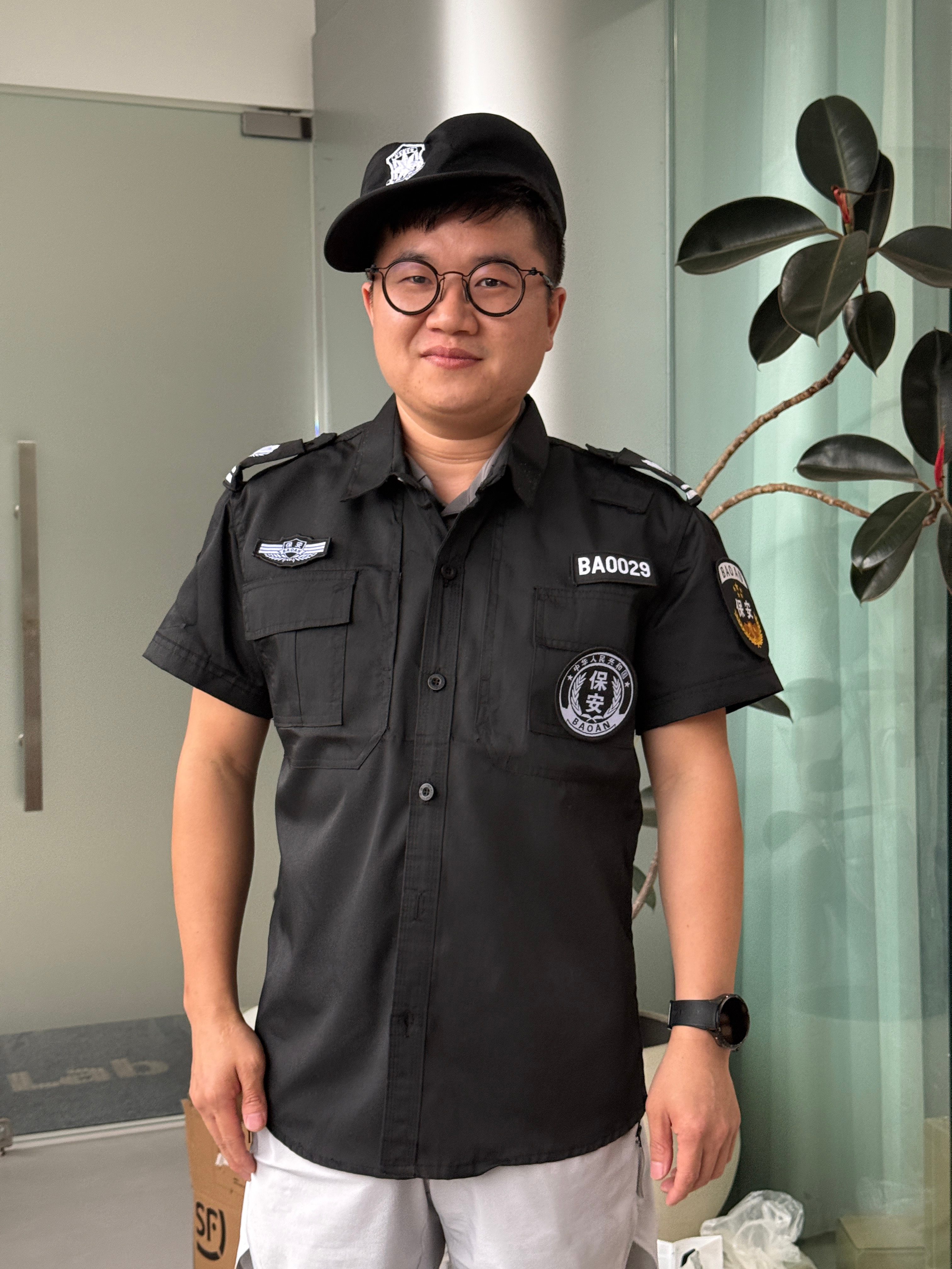 早早早很硬的兄弟们！ 起来硬