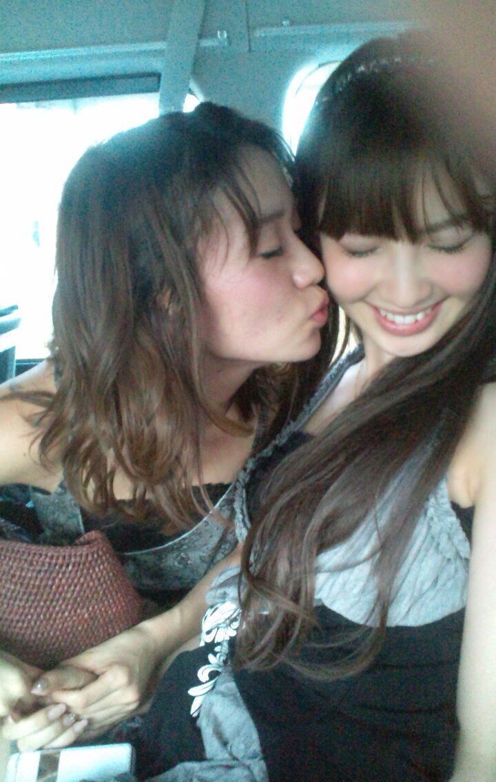 大岛优子×小嶋阳菜 