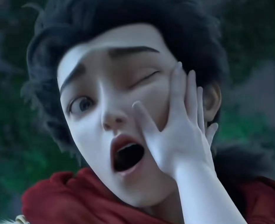 石昊 其实小耗子给我最深的初印象就是脑门这搓毛，秃秃的也筹筹的，后面不知道在哪整