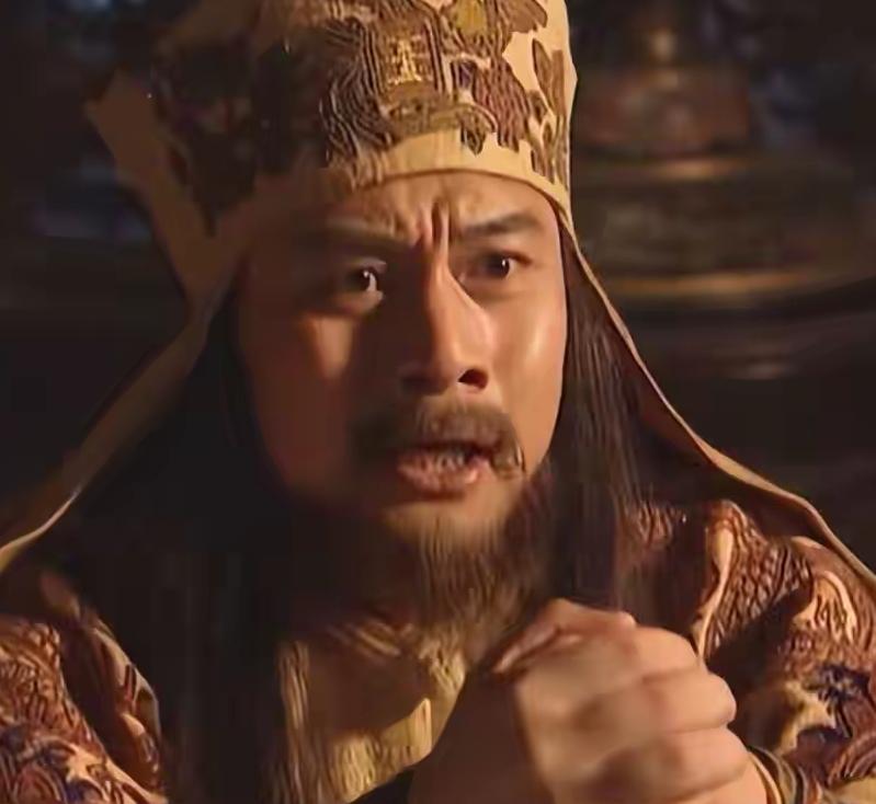 秦日纲的困境：洪秀全帮不了，石达开容不下，自保都不行
 
这个早年跟着洪秀全砸孔