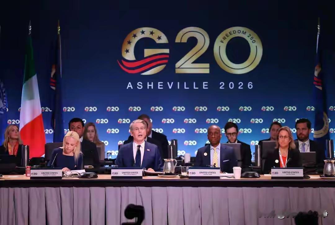 整个G20上，美国财长翻来覆去说的就一句话
中国你跪下，我们准备开始制裁你了，但