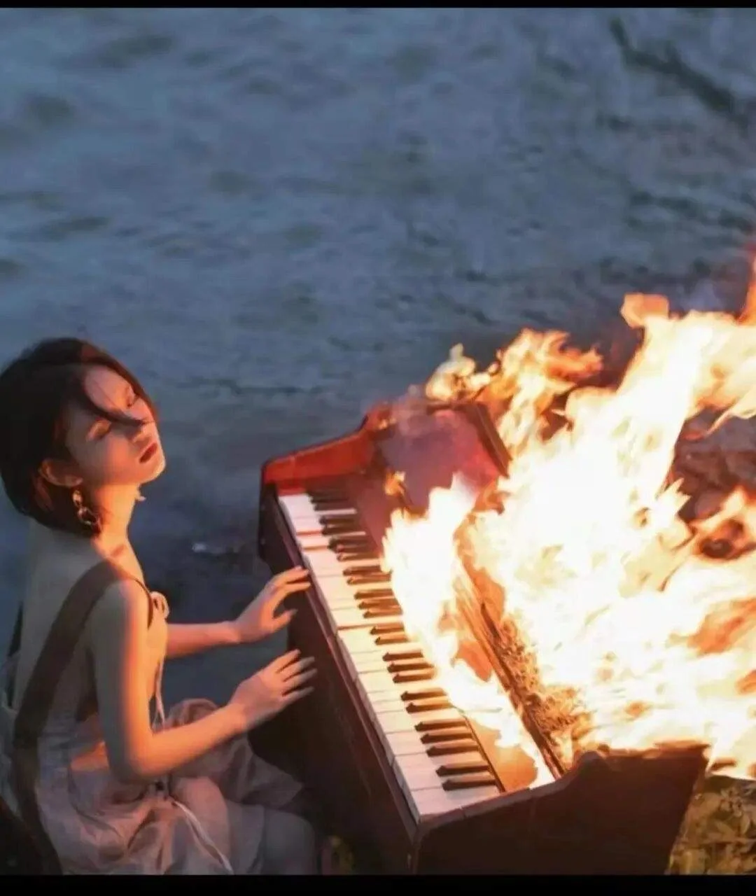 被驯化的心理学：为什么我们学到的只是“情绪管理” 很多人听到这里会反驳...