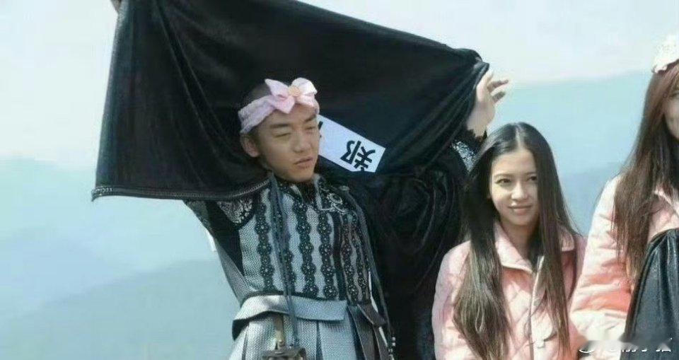 以前的跑男才是真正的素颜，现在基本没人敢这么玩了 ​​​🤔 ​​​