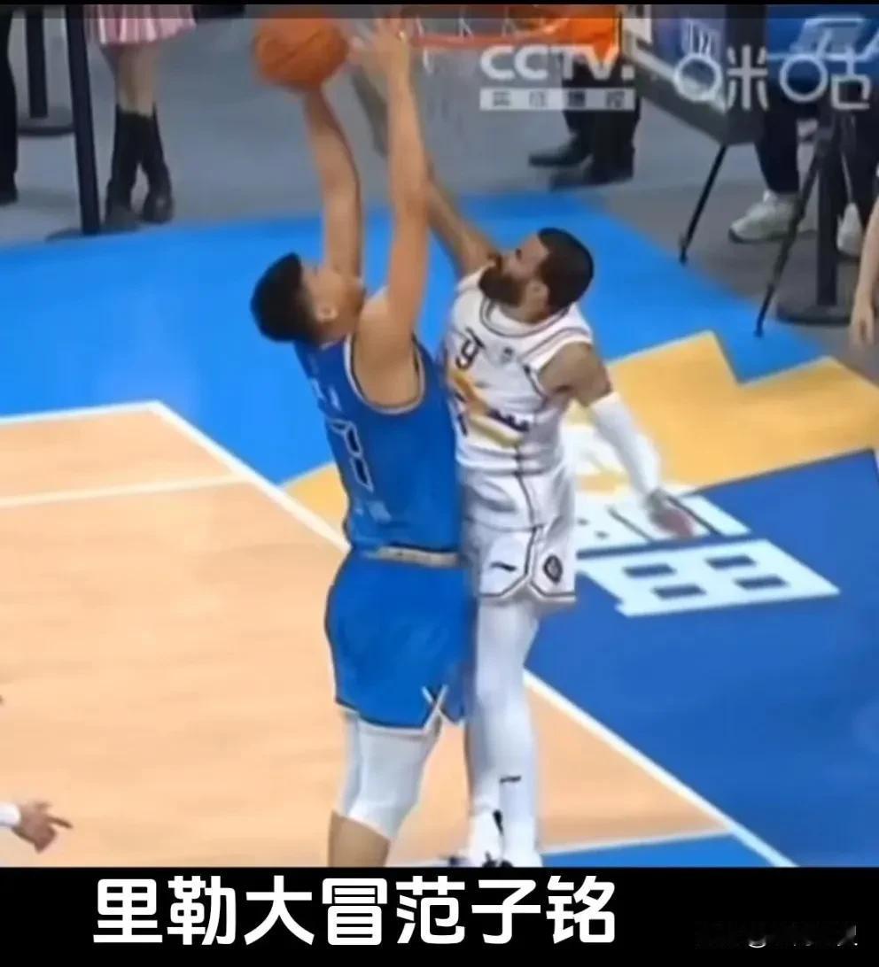 球员的正负值数据意义不大，根本体现不出球员在球队中的作用。
比如昨晚北控95：9