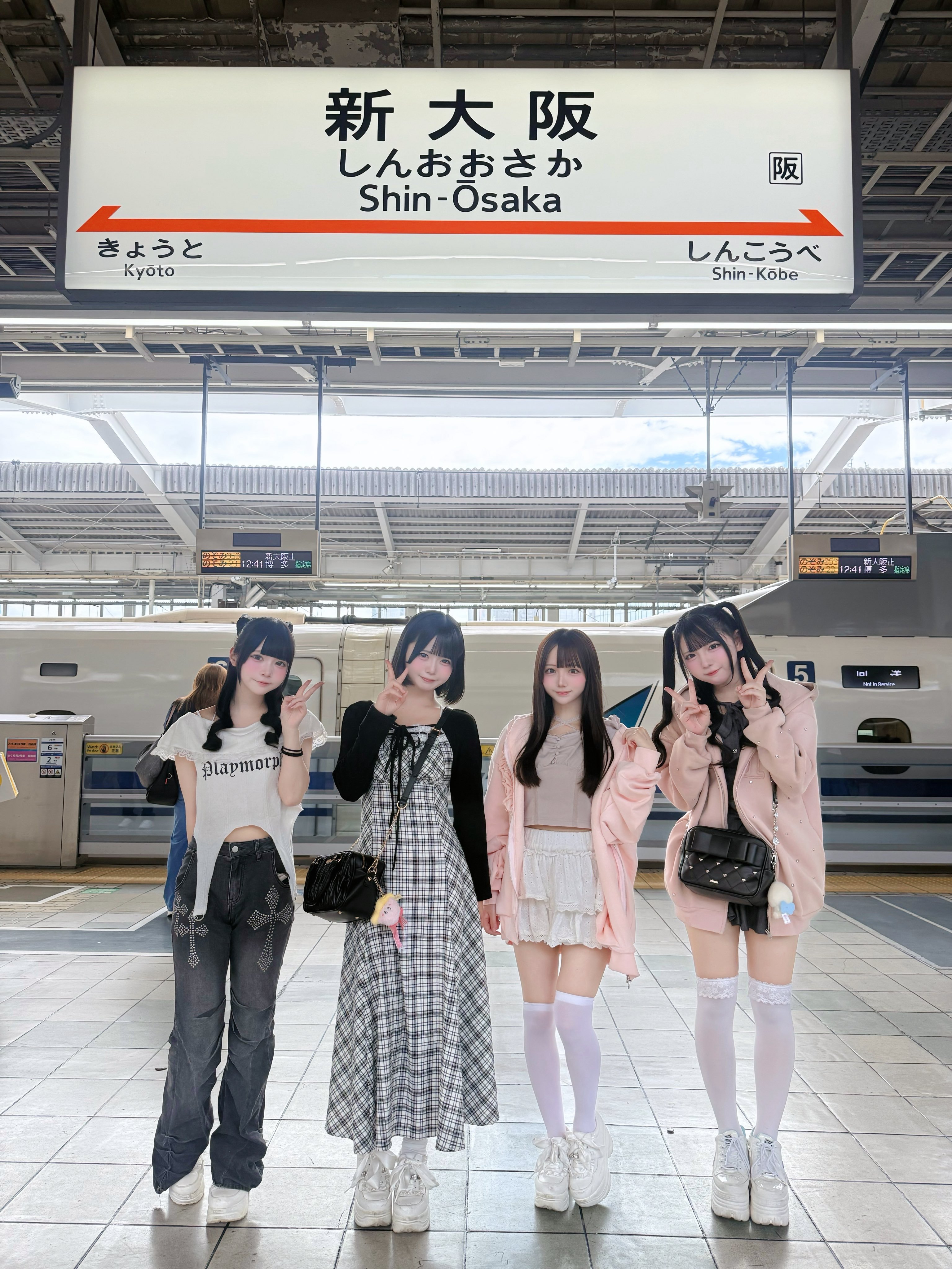 本日的女主角私服一览👗最喜欢哪个团的私服风格呢？🫶🏻（Nonfic在北海道