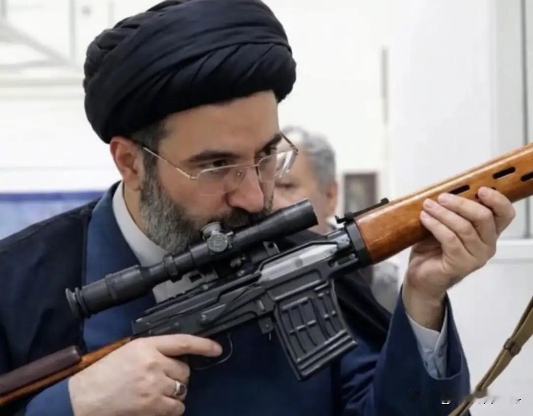 伊朗新任最高领袖驳回“停火”提案，誓言“必须击败”美以
根据琅琊新闻网的报道，伊