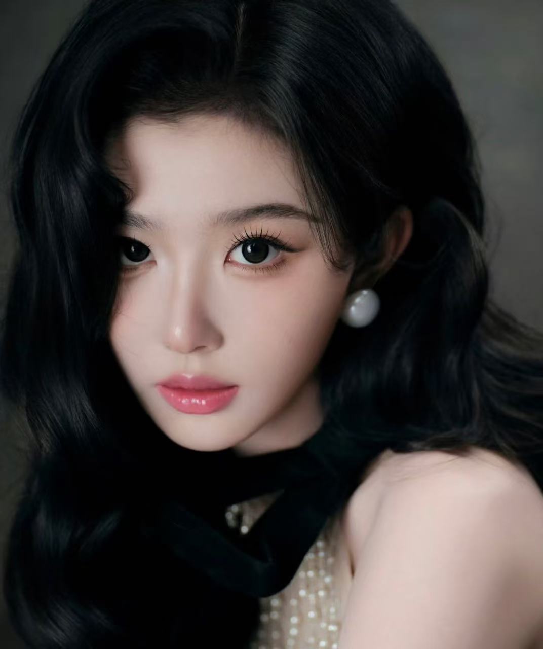 孔雪儿不认识老鼠干孔雪儿说是我老土了不认识老鼠干就大方提问，孔雪儿坦然自嘲老土，