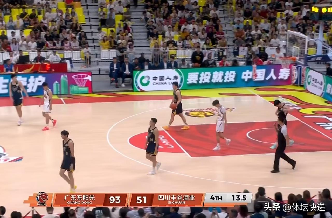 四川不敌广东东阳光，喜提30连败。那么首胜什么时候会到来呢？