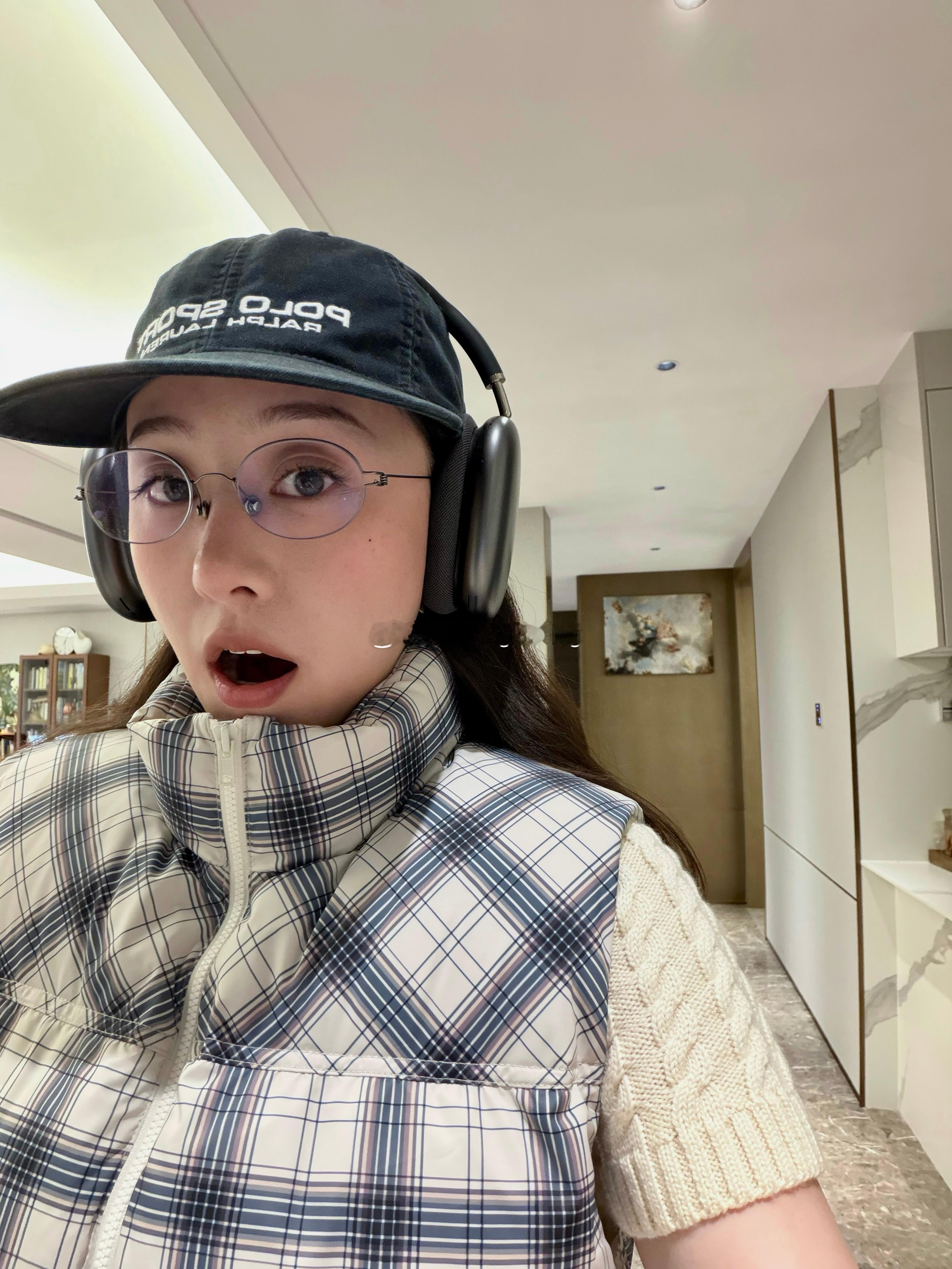 冷🥶 赶紧套上羽绒马甲 ​​​