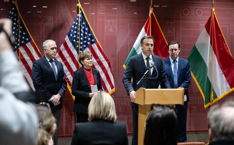 第一波打击之后，伊朗还能剩下什么？答案很残酷：可能连发射架都剩不下几座。在美以的