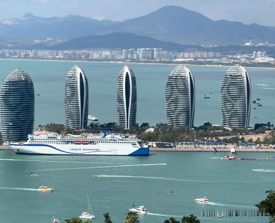 第一次来三亚的内陆游客都要问:  这是五颗槟榔吗
白白嫩嫩的