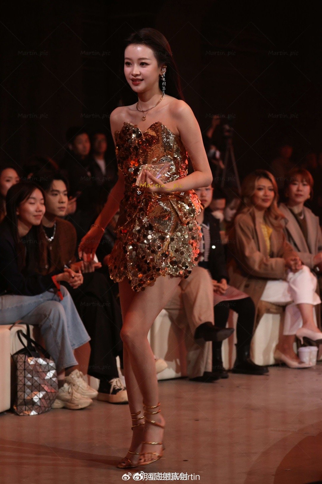 孙怡的玉足太馋了