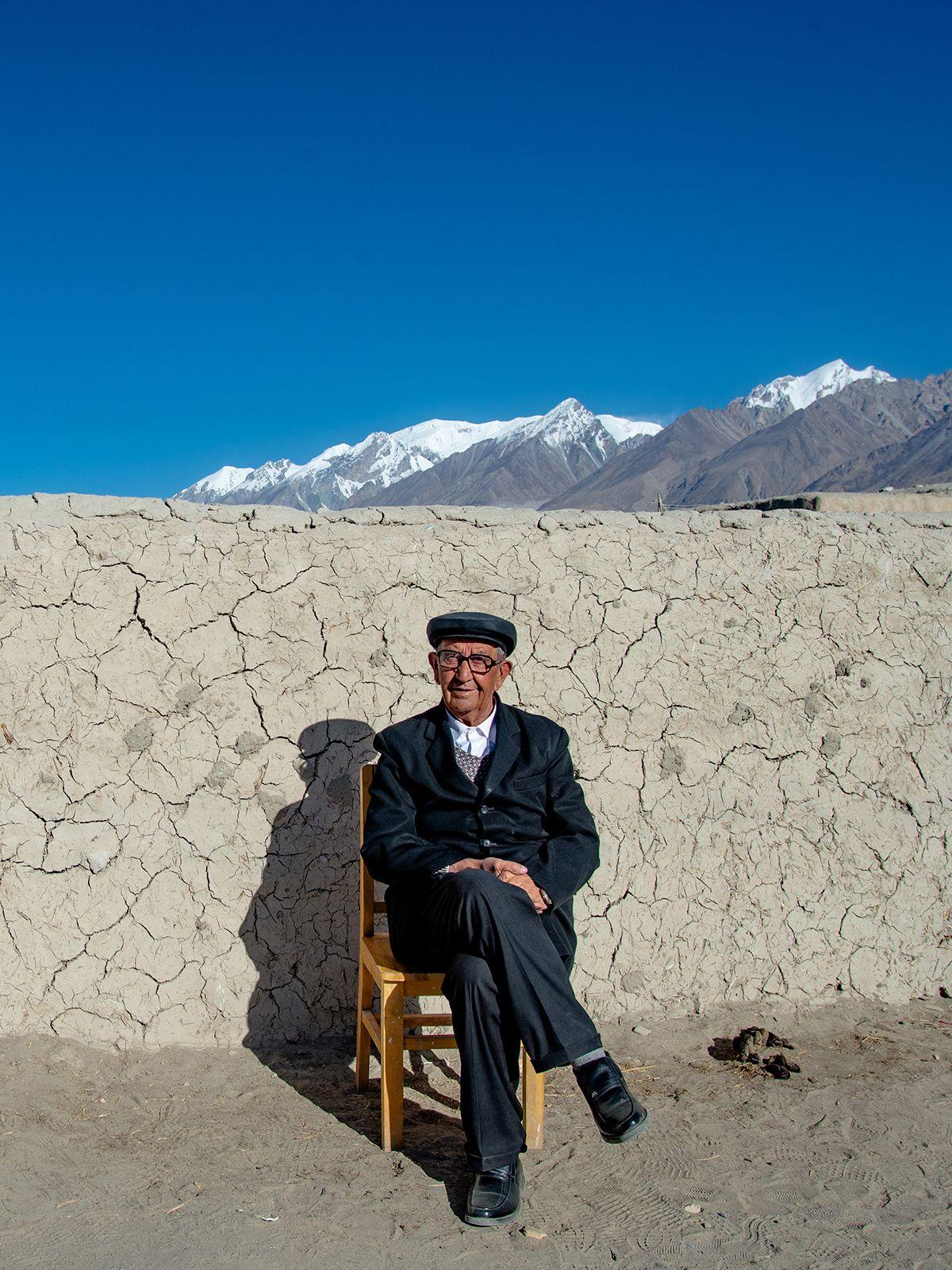 你不见山山自来，毕竟我们都生活在雪山脚下